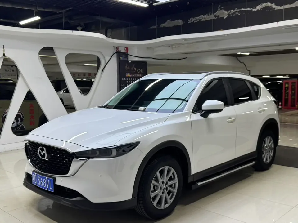 Mazda CX-5 2.0L Automatic 2WD Smart Edition 2024 — фото 1, купить с доставкой в Москву