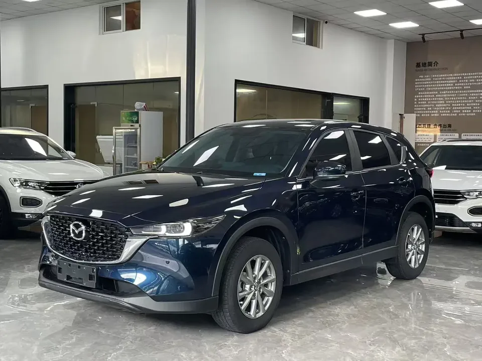 Mazda CX-5 2.0L Automatic 2WD Smart Edition 2022 — фото 1, купить с доставкой в Москву