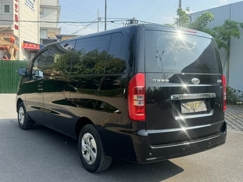 JAC Ruifeng M3 Refine M3 2024 PLUS 2.0L HEV Intelligent Edition 2024 — миниатюра 2