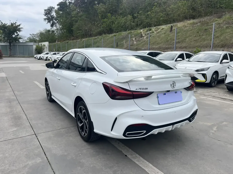 MG 5 MG5 2025 300TGI Global Flagship Edition 2025 — миниатюра 2