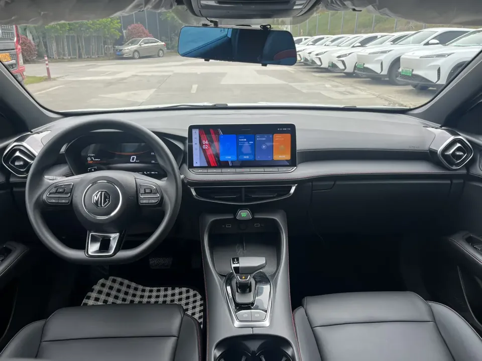 MG 5 MG5 2025 300TGI Global Flagship Edition 2025 — миниатюра 3