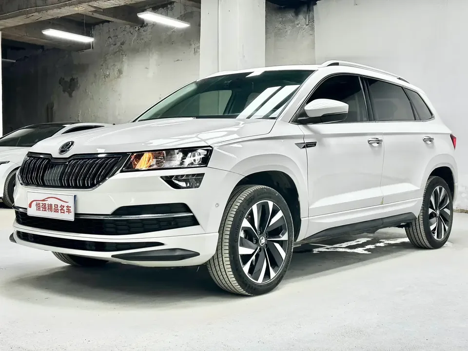 Skoda Karoq Korok 2022 Modified TSI280 Luxury Edition 2022 — photo 1, buy with delivery to Moscow