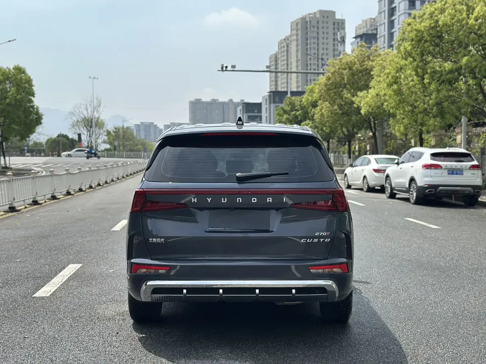 Hyundai Kustu 270TGDi LUX Premium Edition 2025 — миниатюра 2