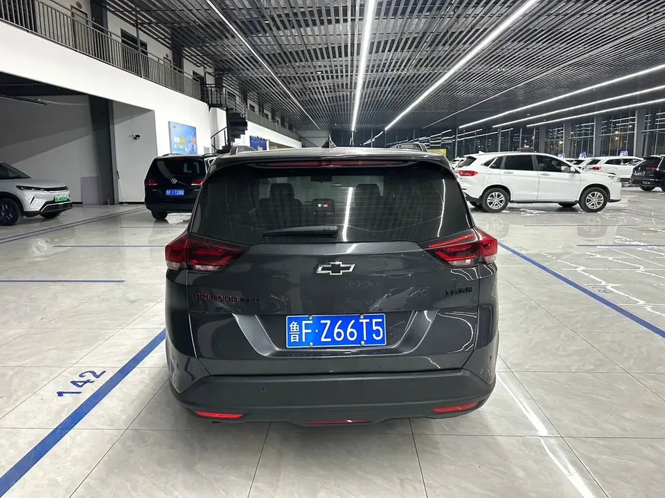 Chevrolet Volando light hybrid Redline 530T indulgent version (5+2 models) 2023 — миниатюра 5
