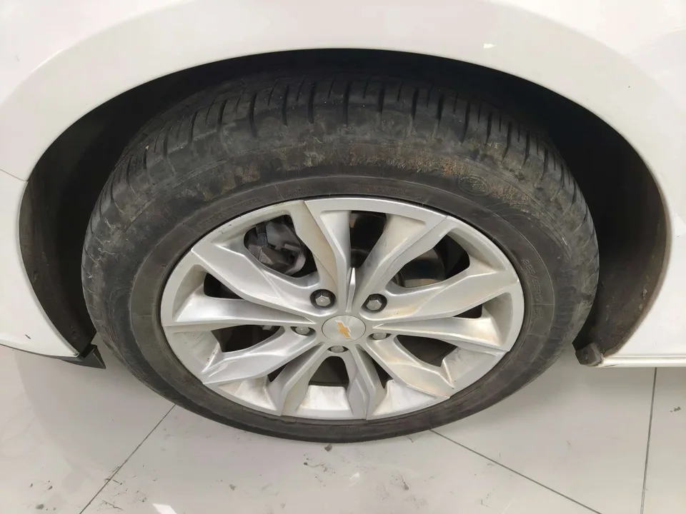 Chevrolet Malibu Xl 1.5T sharp version 2024 — миниатюра 5