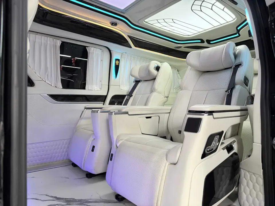 Mercedes-Benz Vito Vito 2023 2.0T Business Edition 7 Seaters 2023 — thumbnail 3