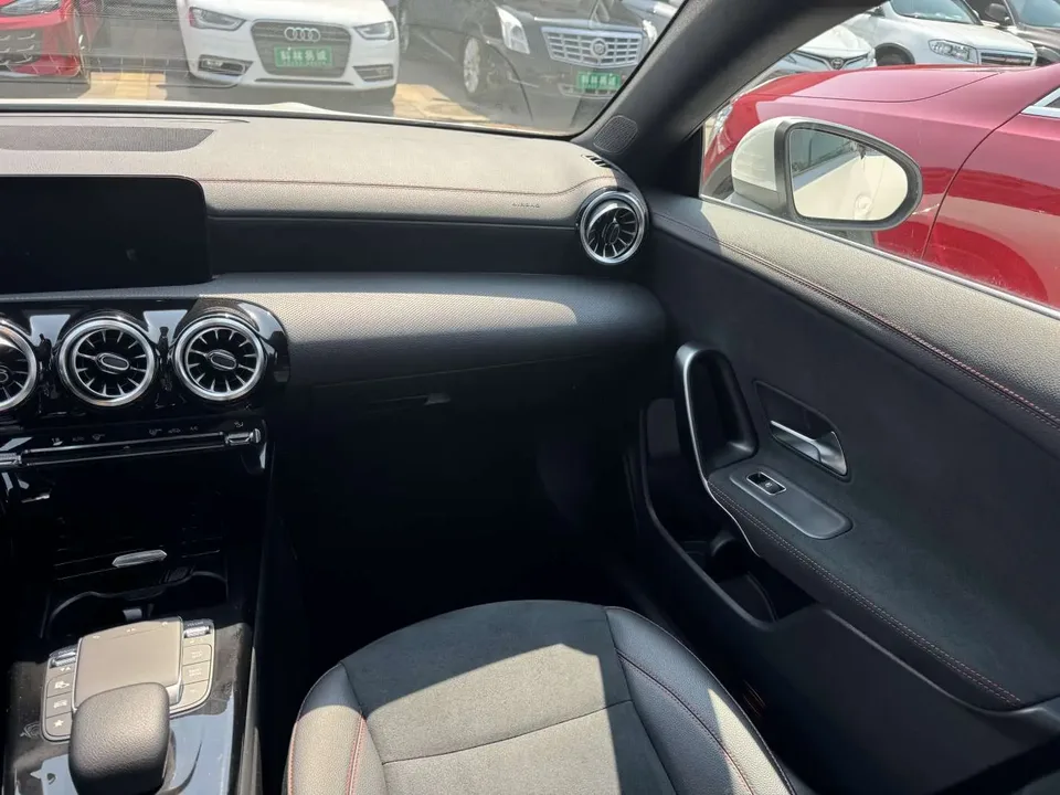 Mercedes-Benz CLA (Imported) CLA (Imported) 2022 facelift CLA 200 five-door hunting coupe 2023 — thumbnail 5