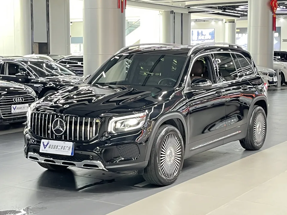 Mercedes-Benz GLB-Class 2023