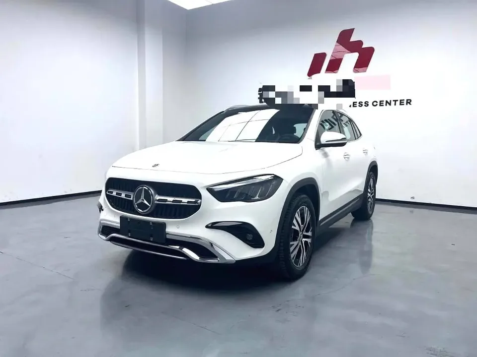 Mercedes-Benz GLA 2024