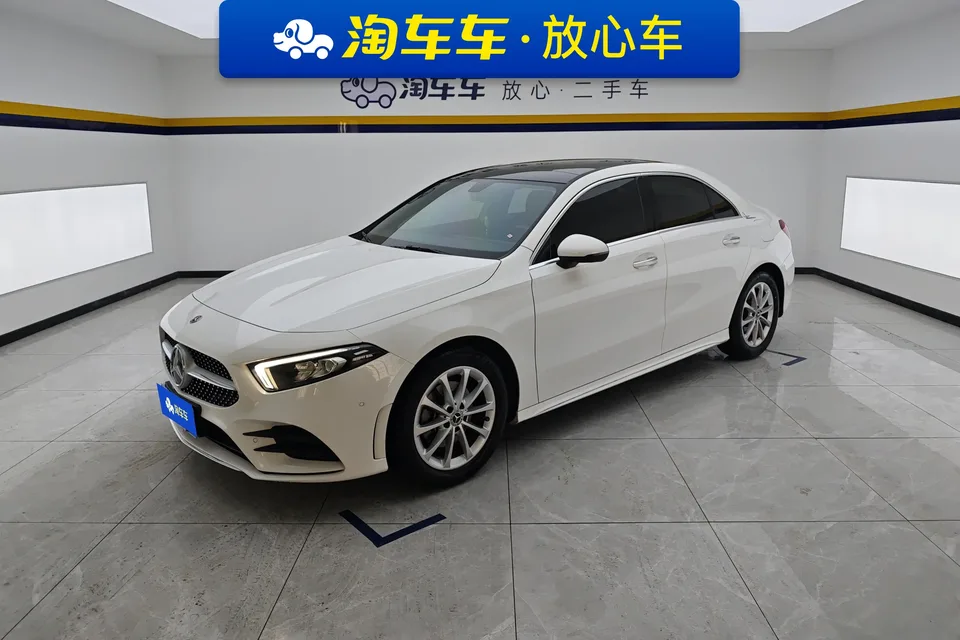 Mercedes-Benz Mercedes Benz A Class 2022