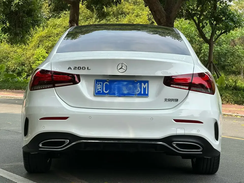 Mercedes-Benz Mercedes Benz A Class Mercedes-Benz A-Class 2022 A 200 L Sports Sedan Fashion Edition 2022 — миниатюра 2