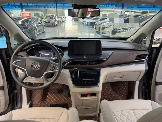 Buick GL8 Buick GL8 2023 Land Business Class 2.0T Comfort Edition 2023 — миниатюра 5