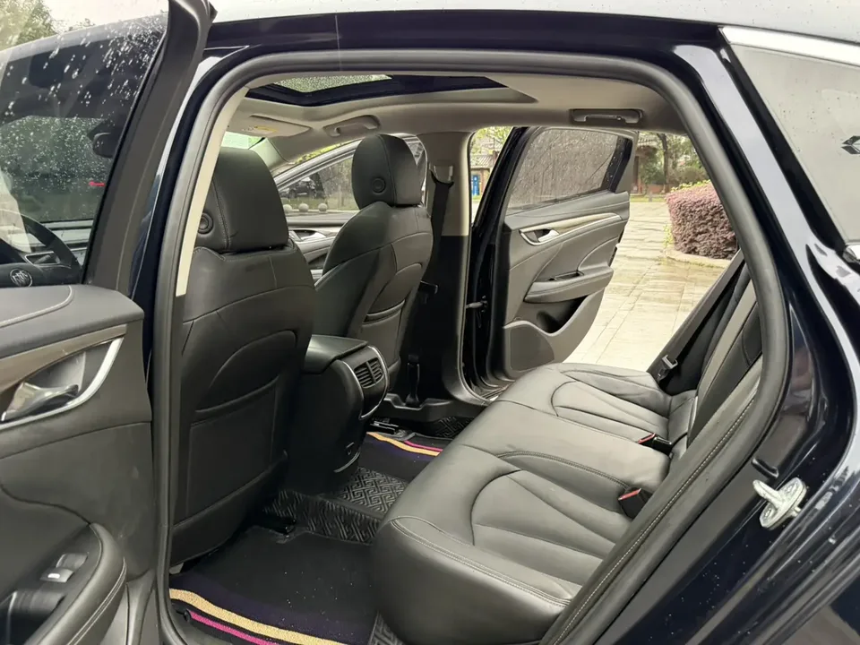 Buick LaCrosse LaCrosse 2022 552T Luxury 2022 — миниатюра 5