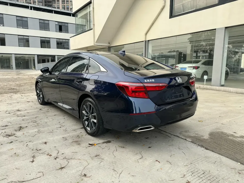 Honda Inspire Inship 2022 260TURBO Exquisite Edition 2023 — миниатюра 4