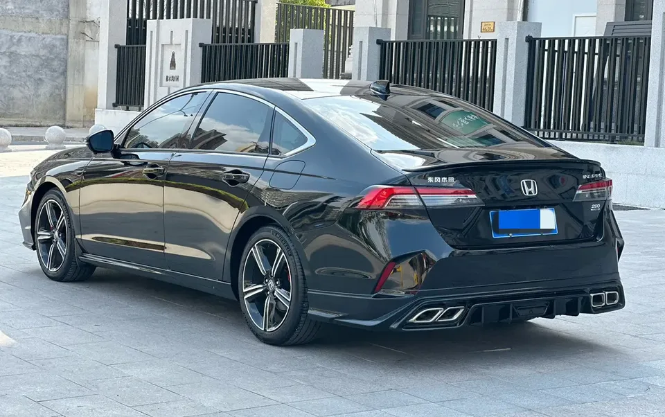 Honda Inspire 260TURBO Elite Edition 2024 — миниатюра 4
