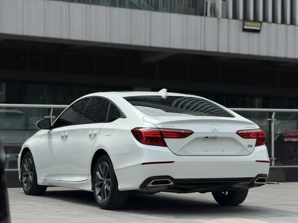 Honda Inspire Inship 2022 260TURBO Exquisite Edition 2023 — миниатюра 4