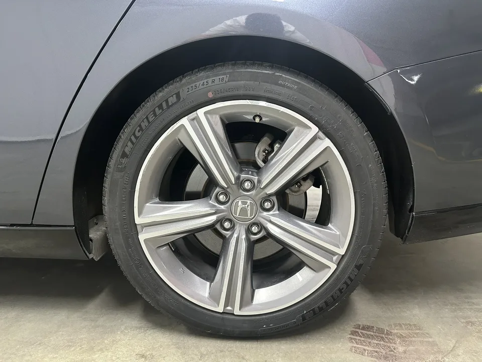 Honda Accord PHEV e:PHEV Premium Edition 2023 — миниатюра 3