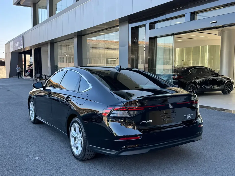 Honda Accord RuiTong 260TURBO Smart Edition 2024 — миниатюра 4