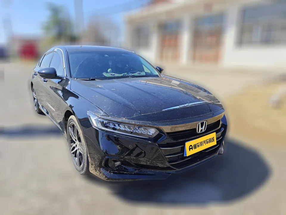 Honda Accord 2022 Accord 260TURBO Fantasy Night Premium Edition 2022 — миниатюра 3