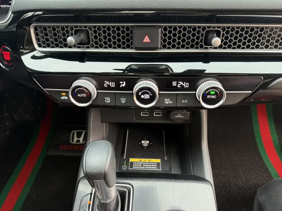 Honda Integra Stylish 2022 240TURBO CVT Exclusive Edition 2022 — миниатюра 3