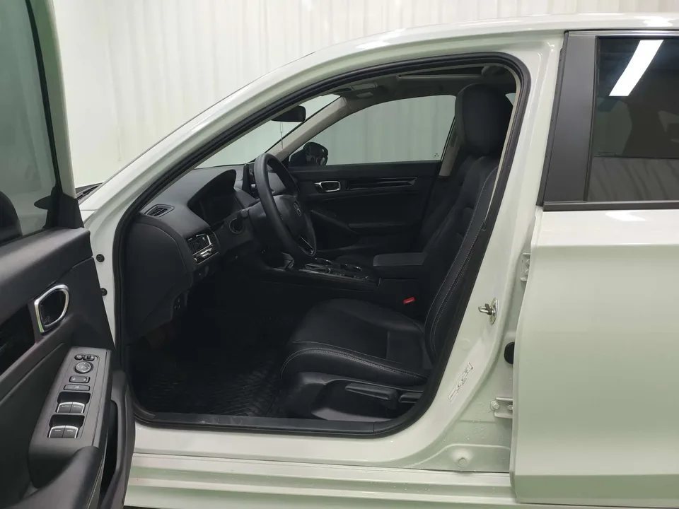 Honda CIVIC Civic 2022 240TURBO CVT Dynamic Edition 2025 — thumbnail 4