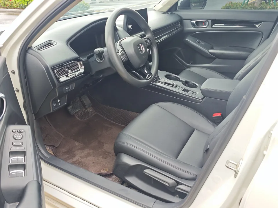 Honda CIVIC Civic 240TURBO CVT Dynamic C-position Customer Special Edition 2022 — миниатюра 5