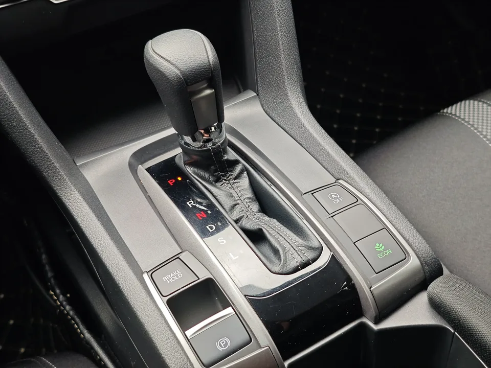 Honda CIVIC Civic 2020 HATCHBACK 220TURBO CVT Jinqing Control 2022 — миниатюра 5