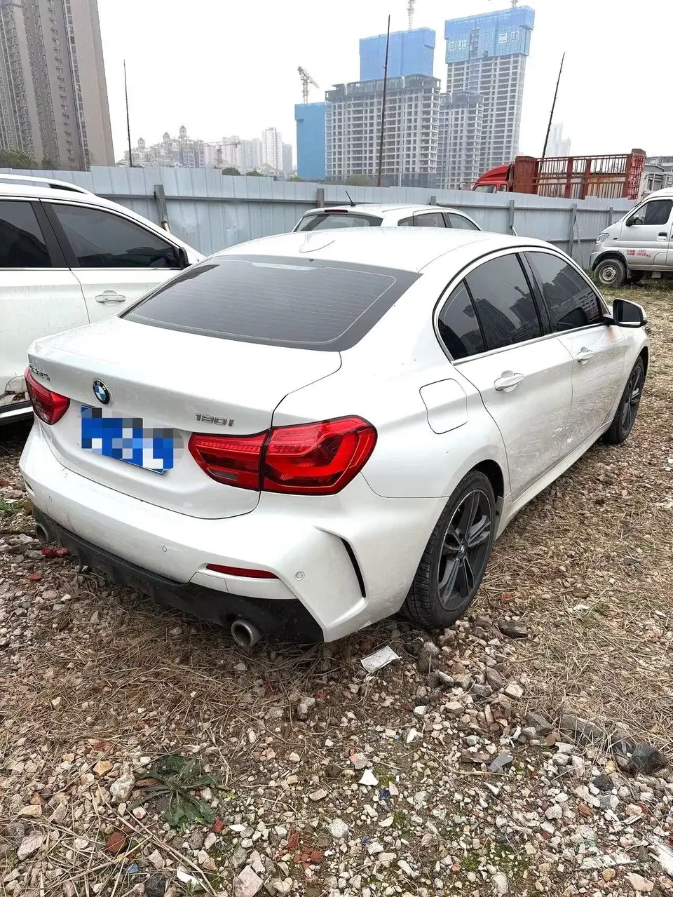 BMW 1 Series BMW 1 Series 2023 120i M Sport 2023 — thumbnail 4