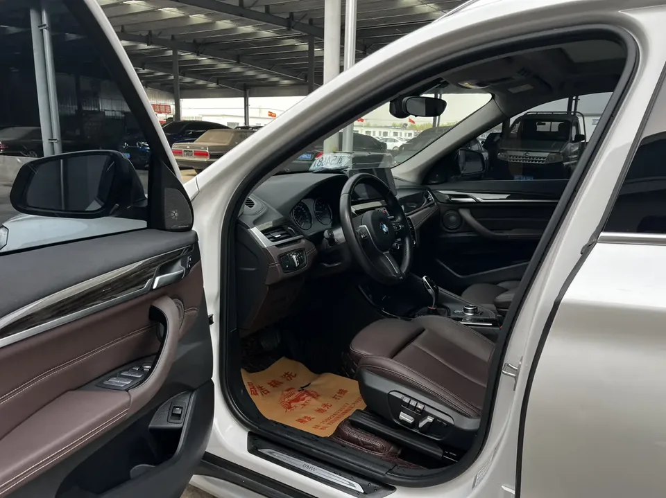 BMW X1 X1 2022 BMW X1 2022 xDrive25Li Exclusive Model 2023 — thumbnail 5