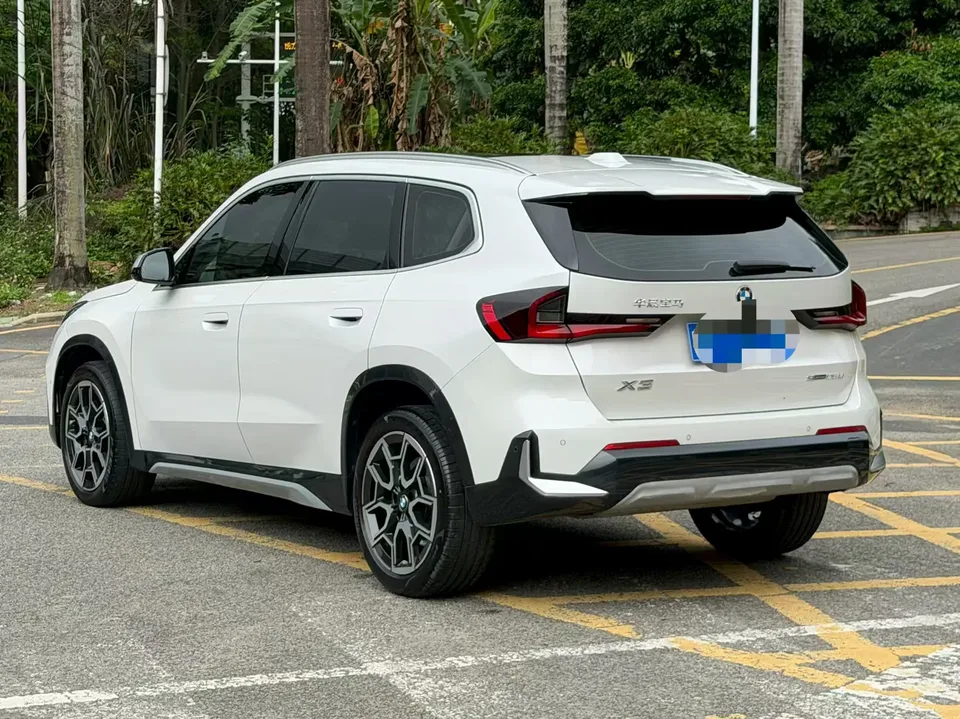 BMW X1 BMW X1 2023 sDrive25Li M Sport Package 2023 — thumbnail 4