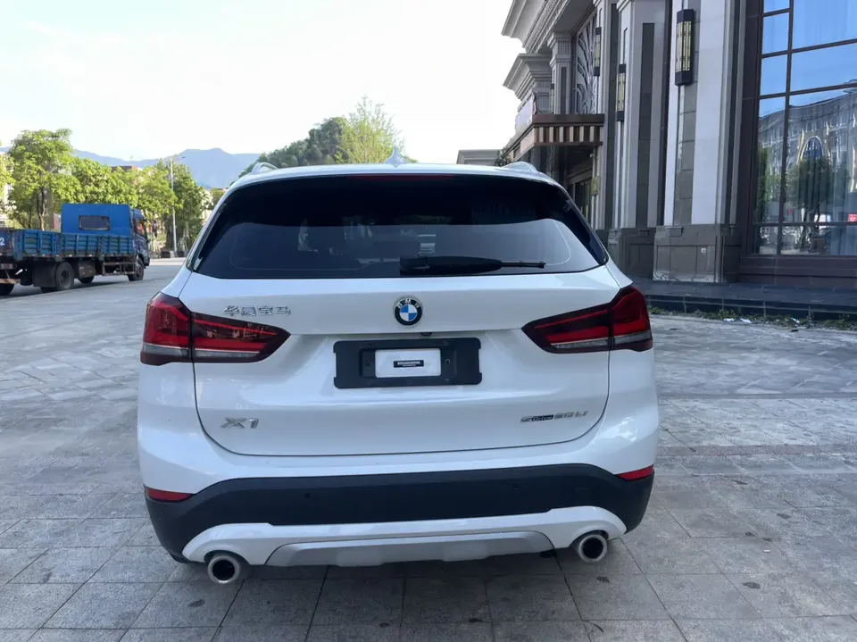 BMW X1 BMW X1 2022 sDrive20Li Exclusive Model 2022 — миниатюра 2