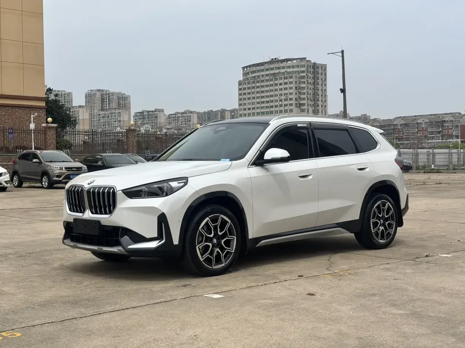 BMW X1 BMW X1 2025 sDrive25Li X Design Package 2025 — фото 1, купить с доставкой в Москву