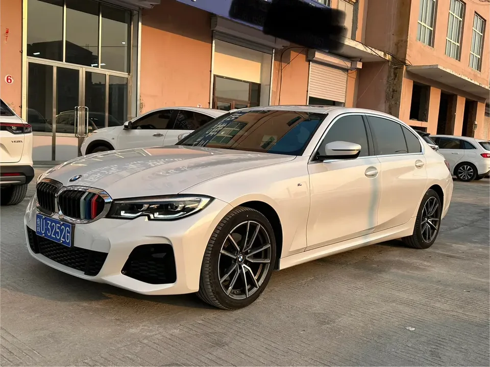 BMW 3 Series 2022