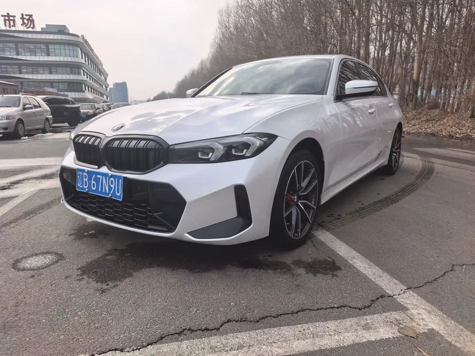 BMW 3 Series 2023