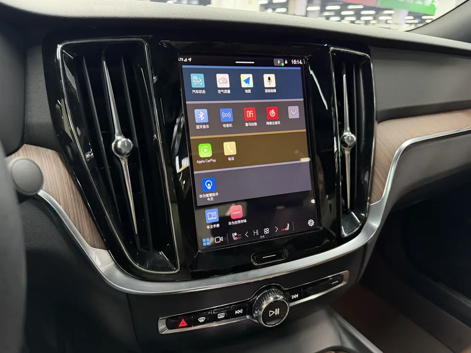 Volvo S60 Volvo S60 2023 B4 Zhiyuan Luxury Edition 2023 — миниатюра 3