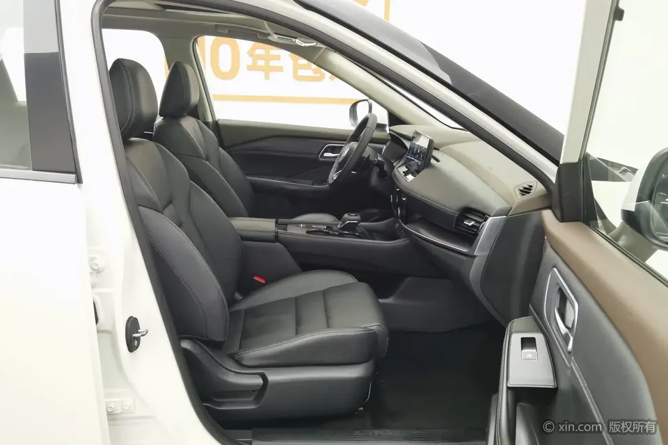 Nissan X-Trail VC-Turbo 300 CVT 2WD Deluxe Edition 2022 — миниатюра 4