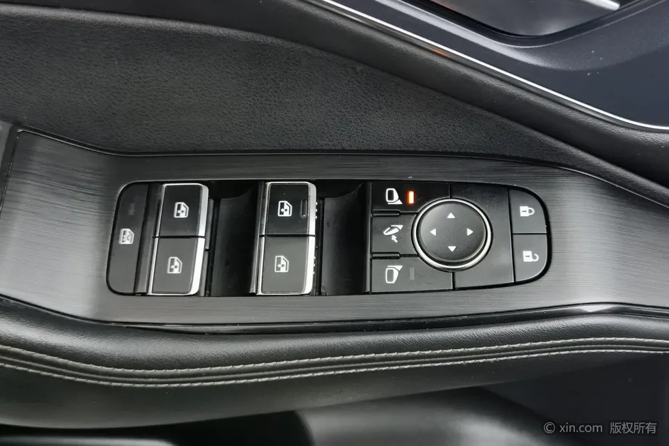 Nissan X-Trail VC-Turbo 300 CVT 2WD Deluxe Edition 2022 — миниатюра 5