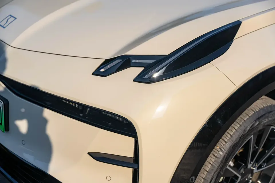 Zeekr X ZEEKR X 2025 four-seat rear-wheel drive cube version 2024 — миниатюра 5