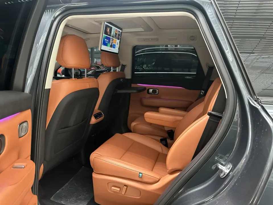 Leapmotor C16 Extended Range 200 Premium Edition 2024 — миниатюра 4