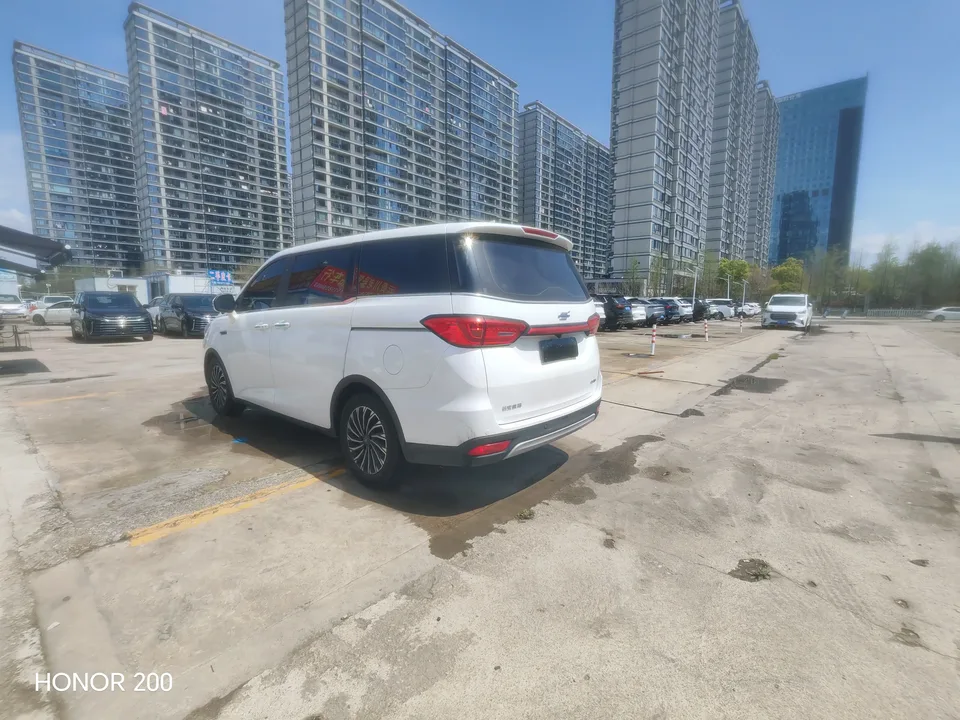 Oshan Changan Auchan Coshan 1.5T automatic business model 2023 — миниатюра 4