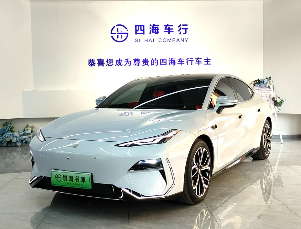 Geely Galaxy E8 2025