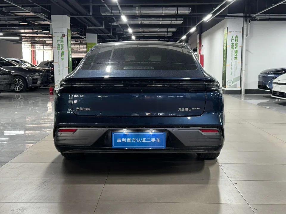 Geely Galaxy Star 8 PHEV 130km EM-P Starship Edition 2025 — миниатюра 2