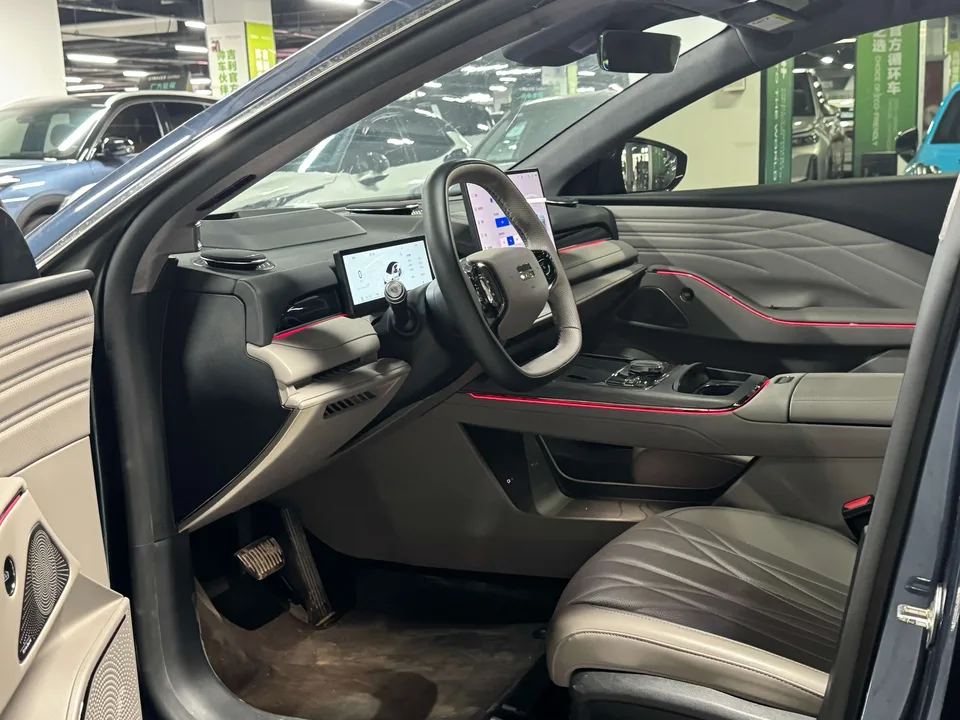 Geely Galaxy Star 8 PHEV 130km EM-P Starship Edition 2025 — миниатюра 4