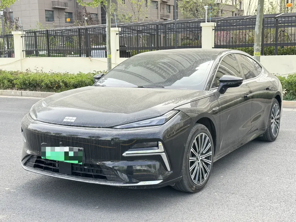 Geely Galaxy Star 8 PHEV 2025