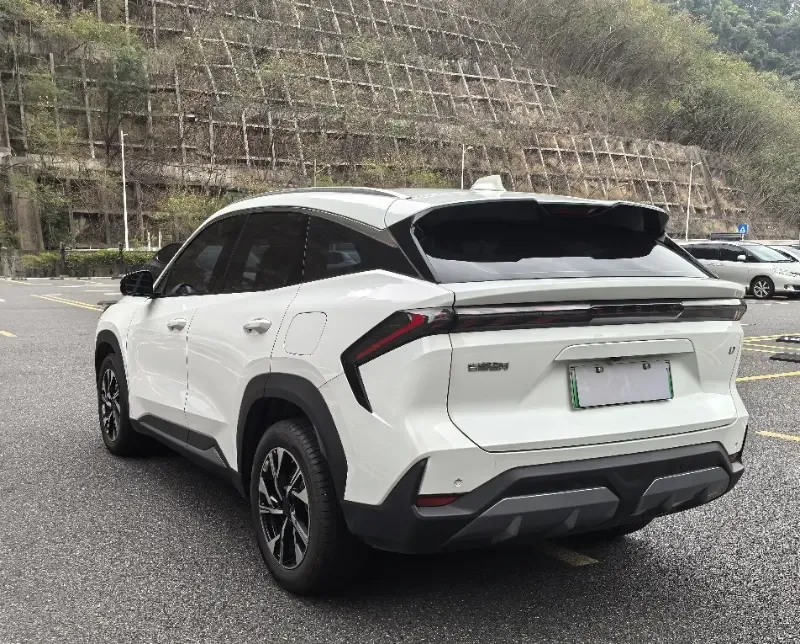 Geely Galaxy L7 1.5T DHT 55km PRO Longteng Edition 2024 — миниатюра 2