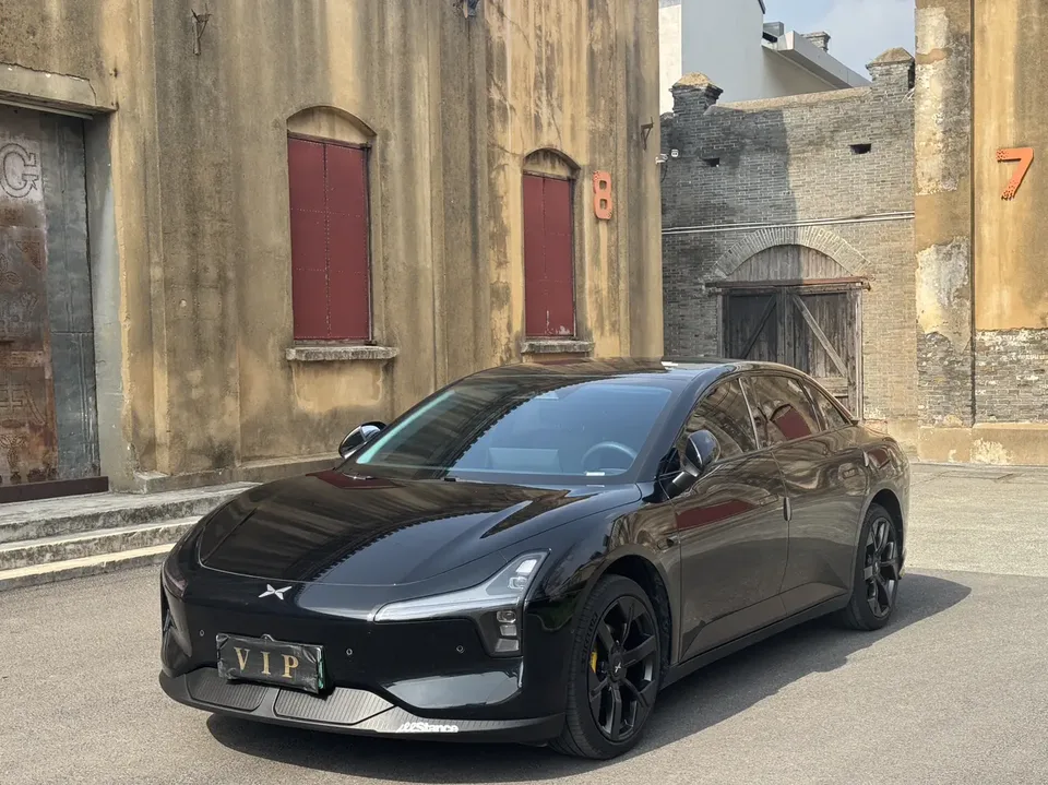 XPeng Xiaopeng MONA M03 2025