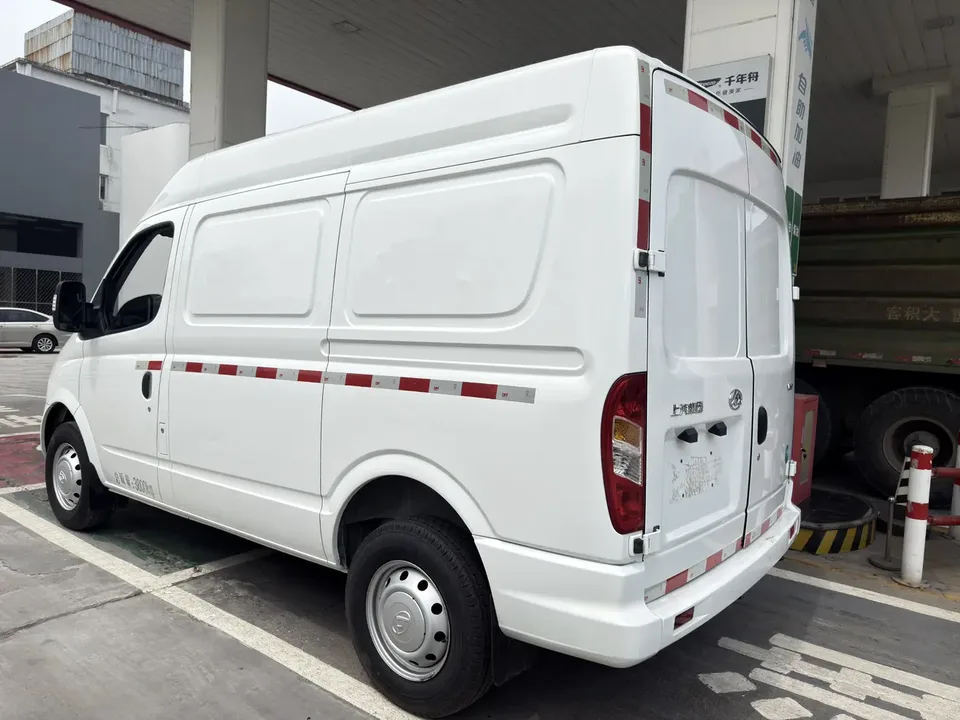 Datong Xintu V80 Xintu V80 2023 2.0T Manual Classic City King Short Axis Mid-Top 3 Seaters 2024 — thumbnail 4