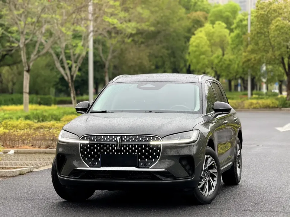 Lincoln Adventurer adventurer 2023 2.0T 2WD Premium Edition 2023 — photo 1, buy with delivery to Moscow