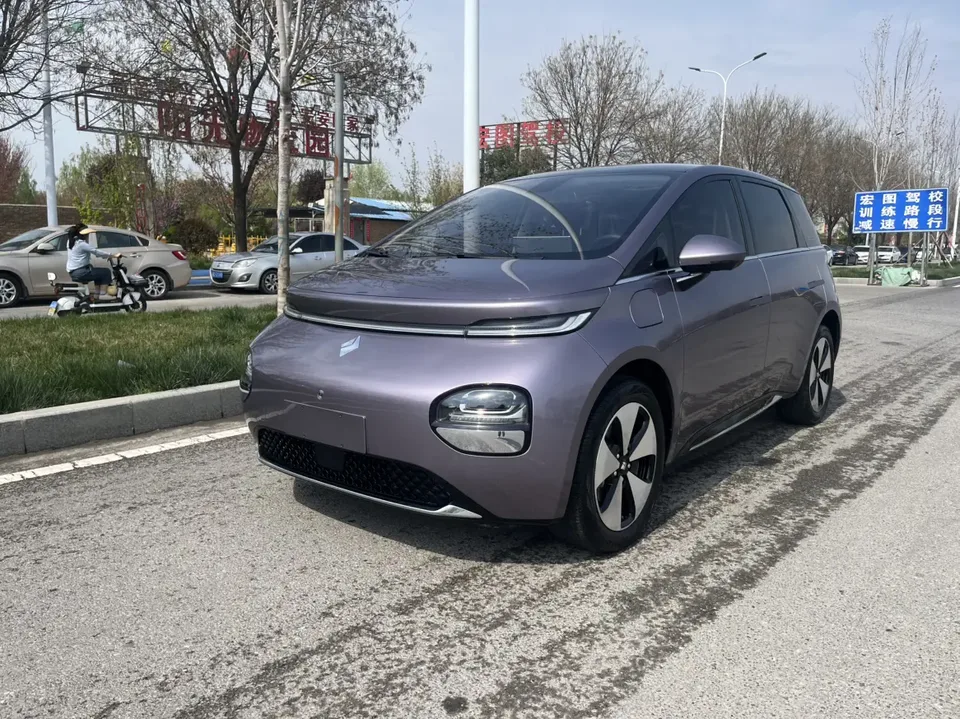 Baojun clouds 2024