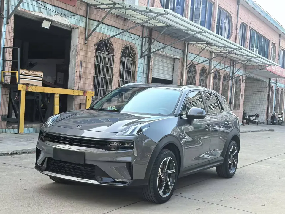 Lynk & Co 06 EM-P 2022